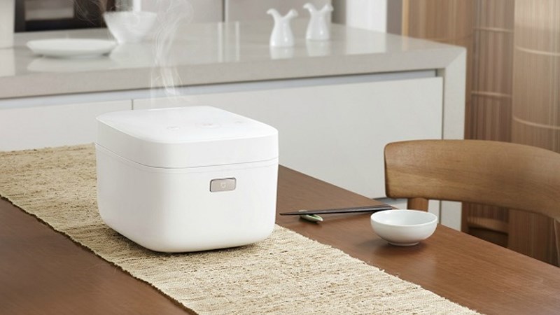 danh gia noi com dien cao tan xiaomi chi tiet giup ban lua tipsnote 800x450 1