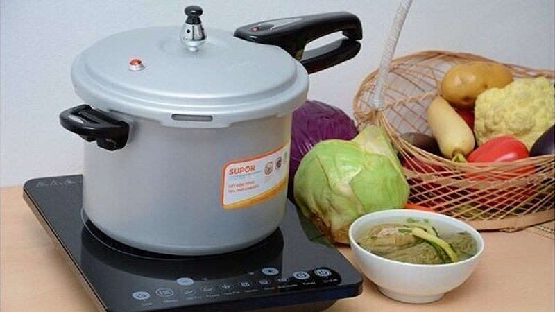 Nồi &aacute;p suất cơ d&ugrave;ng được bếp từ Supor YL183F5 3.5 l&iacute;t