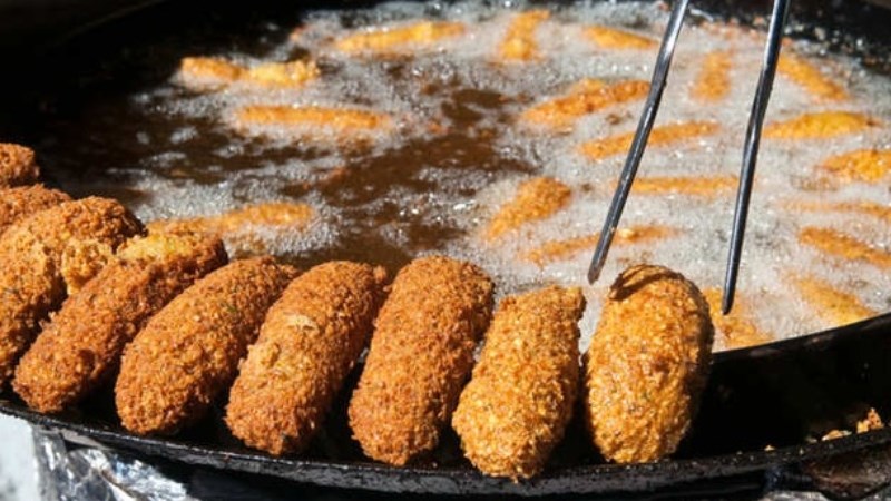 Ch&uacute; &yacute; về loại bột khi chi&ecirc;n