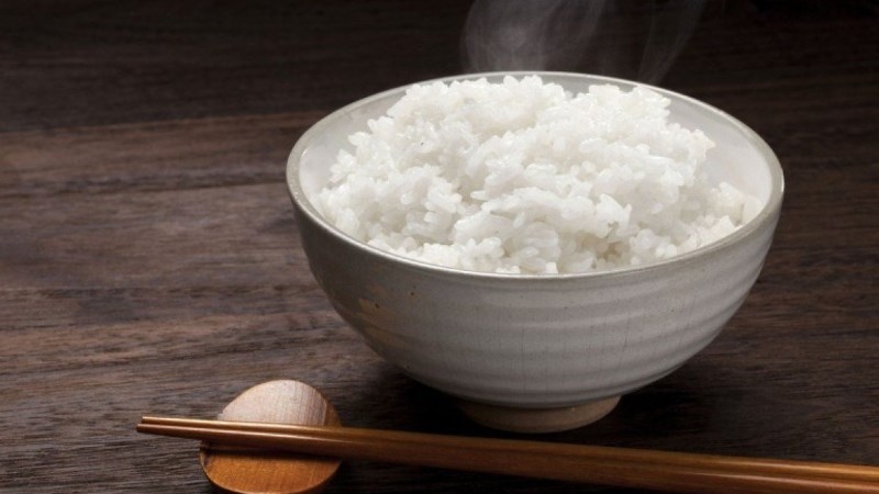 Mẹo nấu cơm ngon v&agrave; l&acirc;u bị thiu