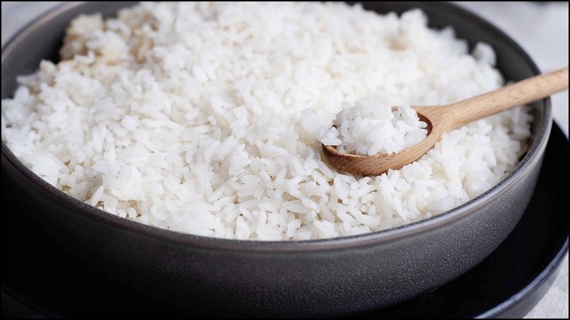 Tại sao phải bảo quản cơm nguội đ&uacute;ng c&aacute;ch