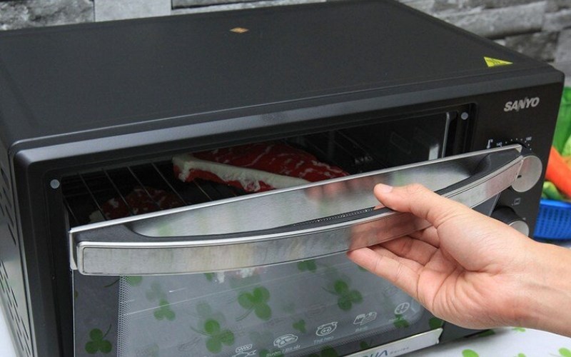 Tr&aacute;nh mở l&ograve; qu&aacute; nhiều