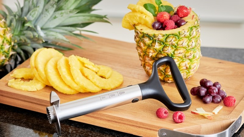 Dụng cụ gọt vỏ dứa thông minh