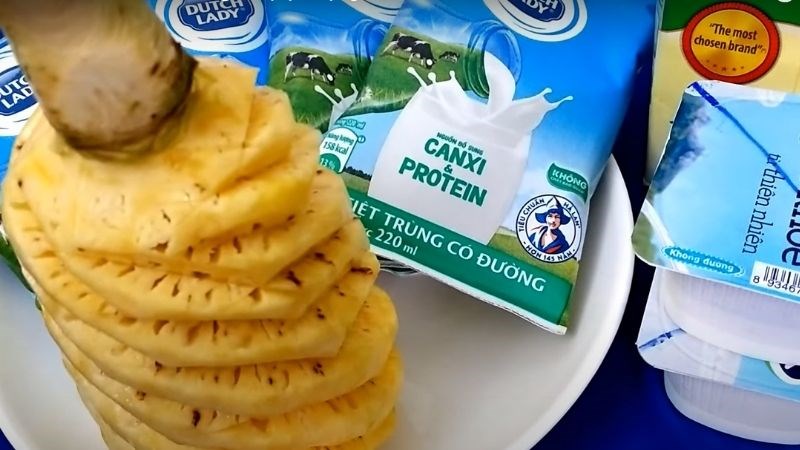 Nguyên liệu làm sữa chua dứa