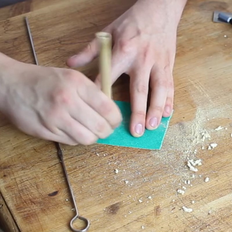 Bước 3 Làm nhẫn bề mặt, đầu ống tre Cách làm ống hút tre