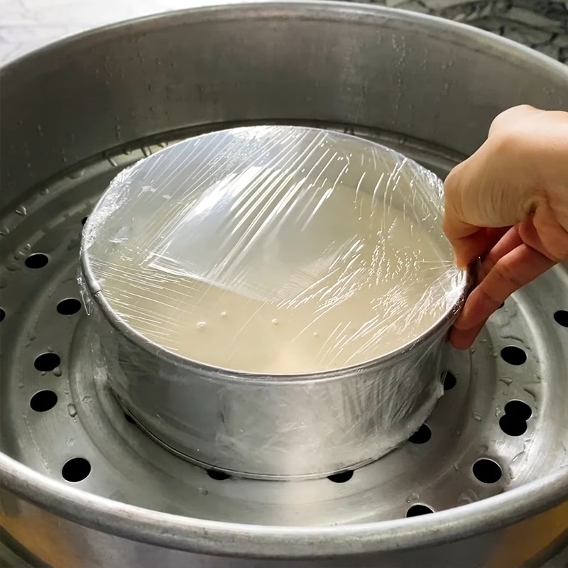 Bước 4 Hấp bánh Bánh bông lan bằng máy xay sinh tố và xửng hấp