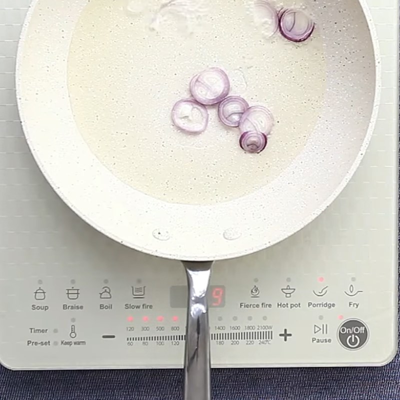 Bước 2 Làm mỡ hành Bánh tráng trộn