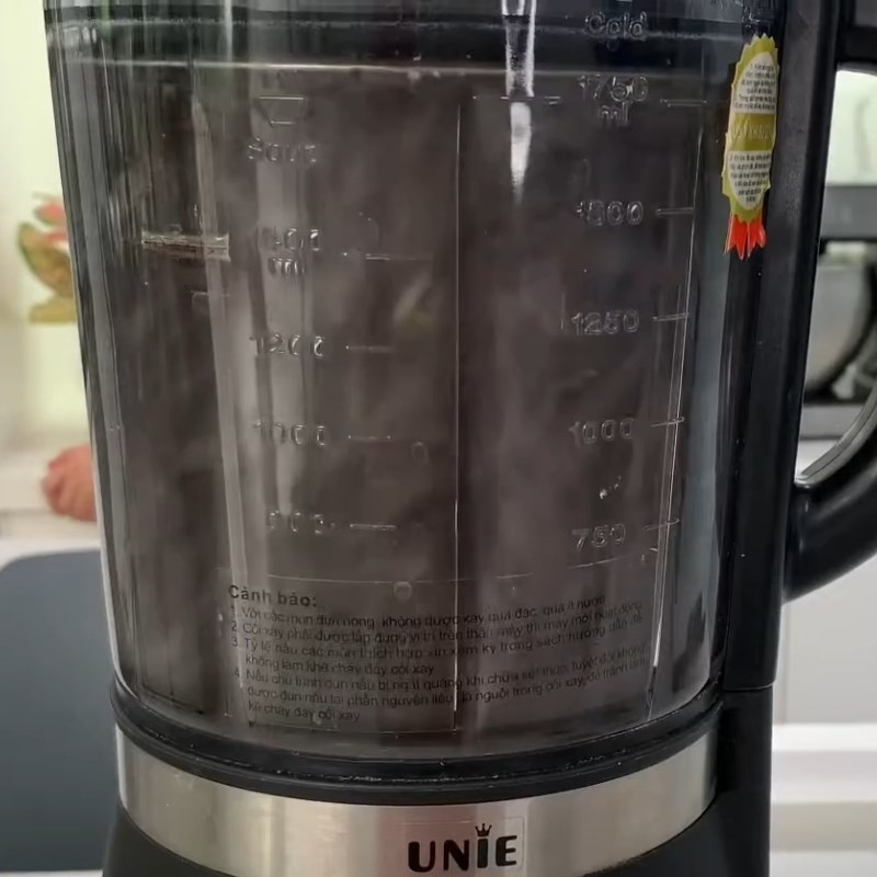 Bước 2 Làm sữa Sữa óc chó đậu đen mè đen