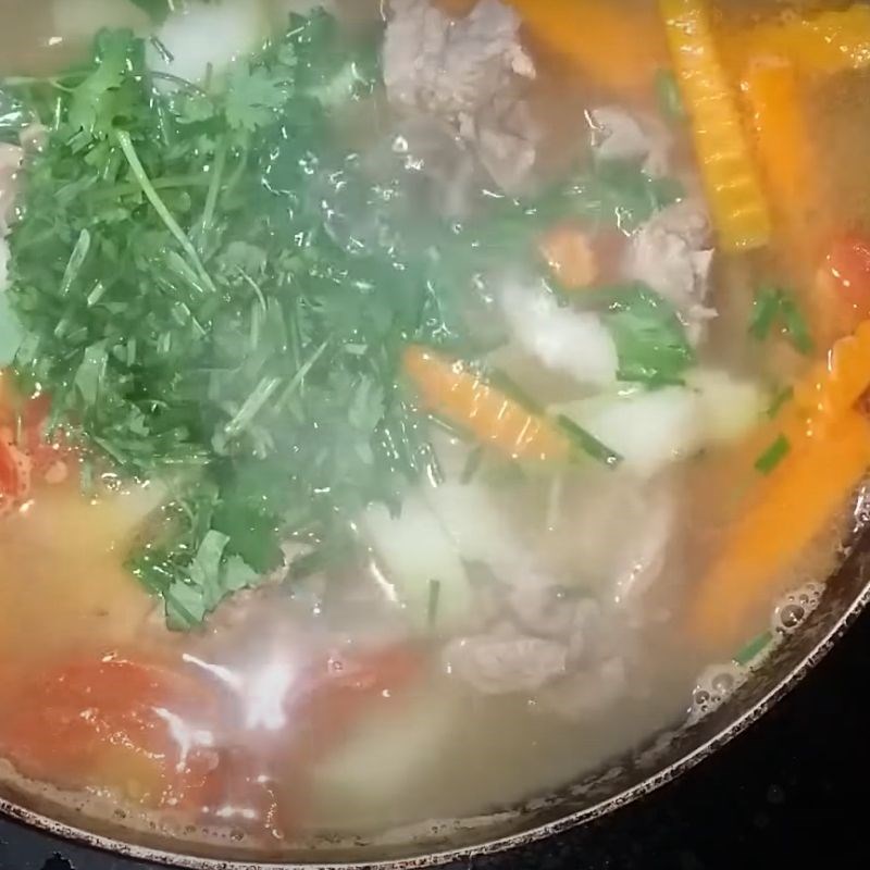 Bước 3 Nấu canh Canh su hào nấu xương