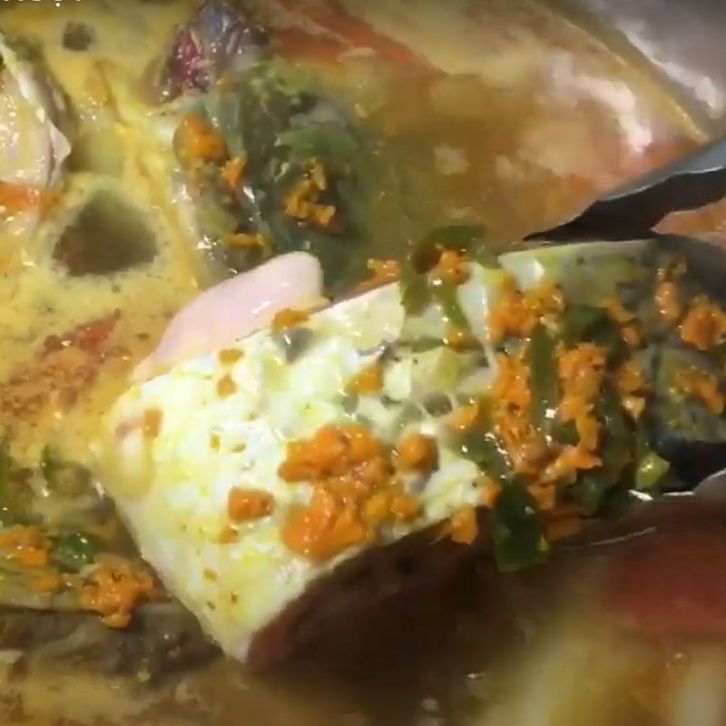 Bước 4 Nấu canh Canh su hào cá chép