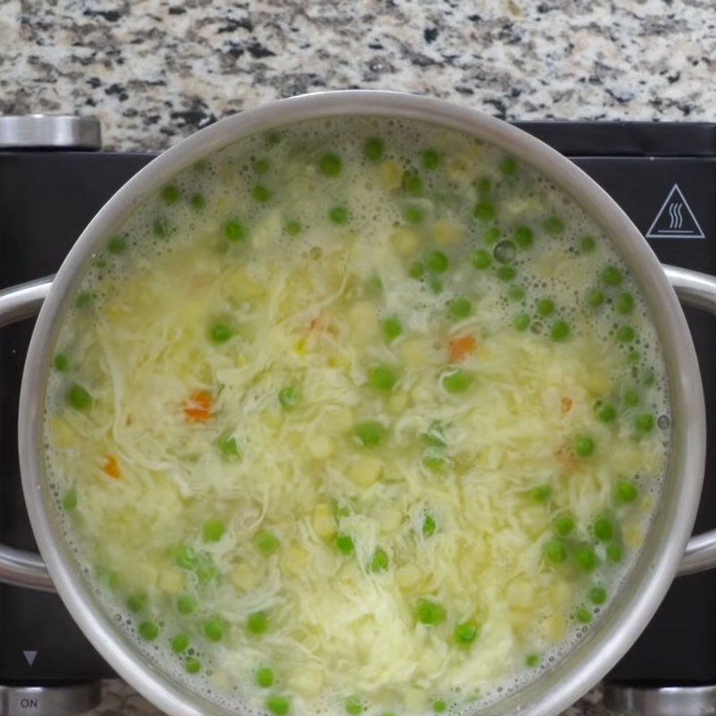 Bước 3 Nấu súp Súp trứng rau củ