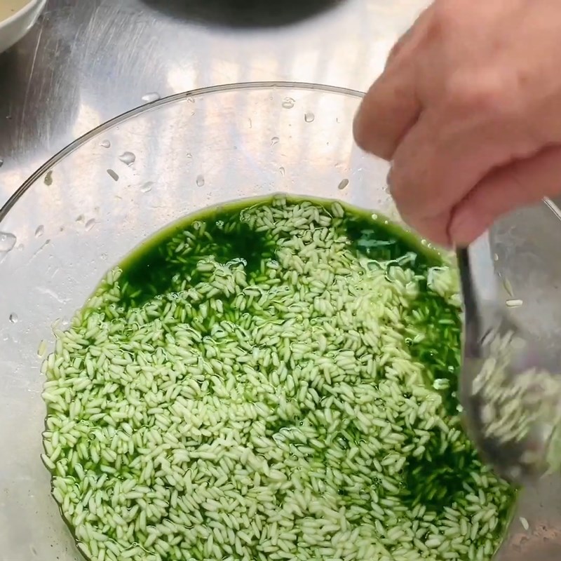 Bước 2 Ngâm nếp Xôi trân châu