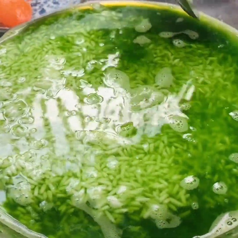 Bước 2 Ngâm nếp Xôi trân châu