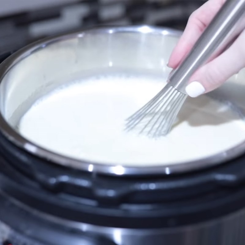 Bước 1 Pha hỗn hợp sữa chua Sữa chua đậu nành bằng nồi áp suất điện