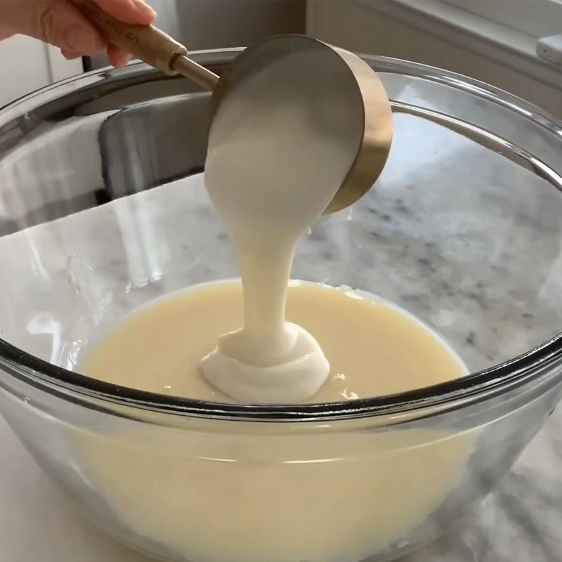 Bước 1 Pha hỗn hợp sữa chua Sữa chua bằng nồi áp suất điện