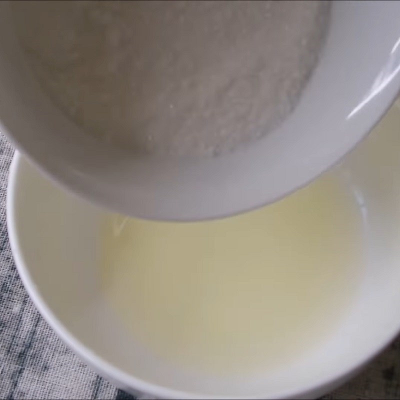 Bước 2 Pha nước mắm Nộm đu đủ bò khô