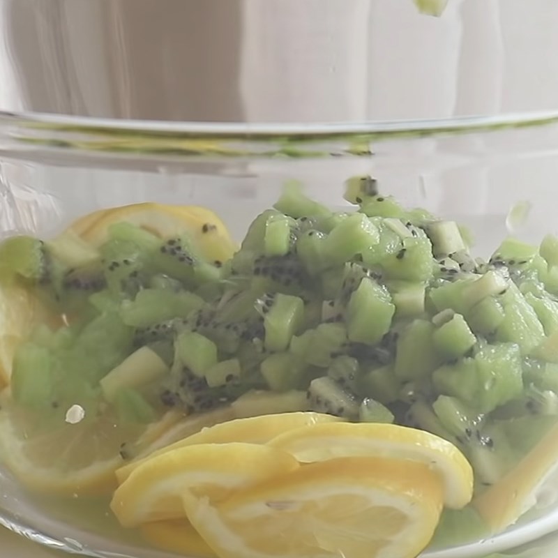 Bước 1 Sơ chế kiwi và chanh Soda kiwi chanh