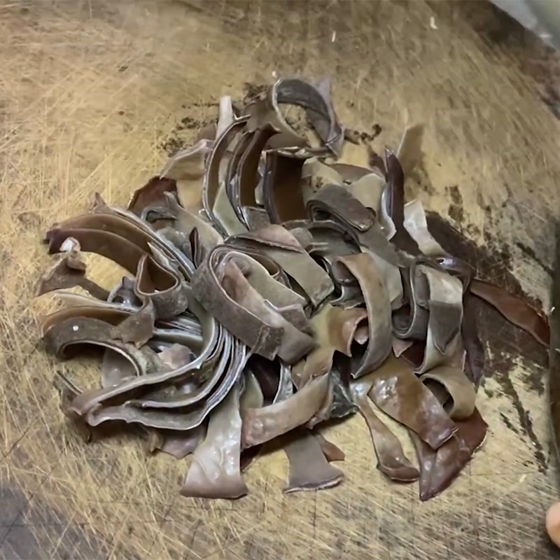 Bước 1 Sơ chế nguyên liệu Nem chay nấm