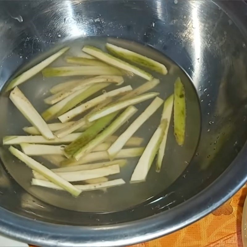 Bước 1 Sơ chế nguyên liệu Bò luộc nấm cuốn cải