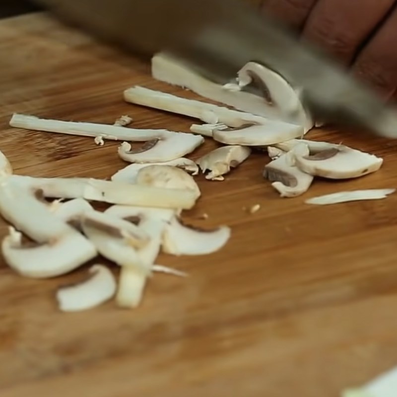 Bước 1 Sơ chế nguyên liệu Hot and sour soup rau