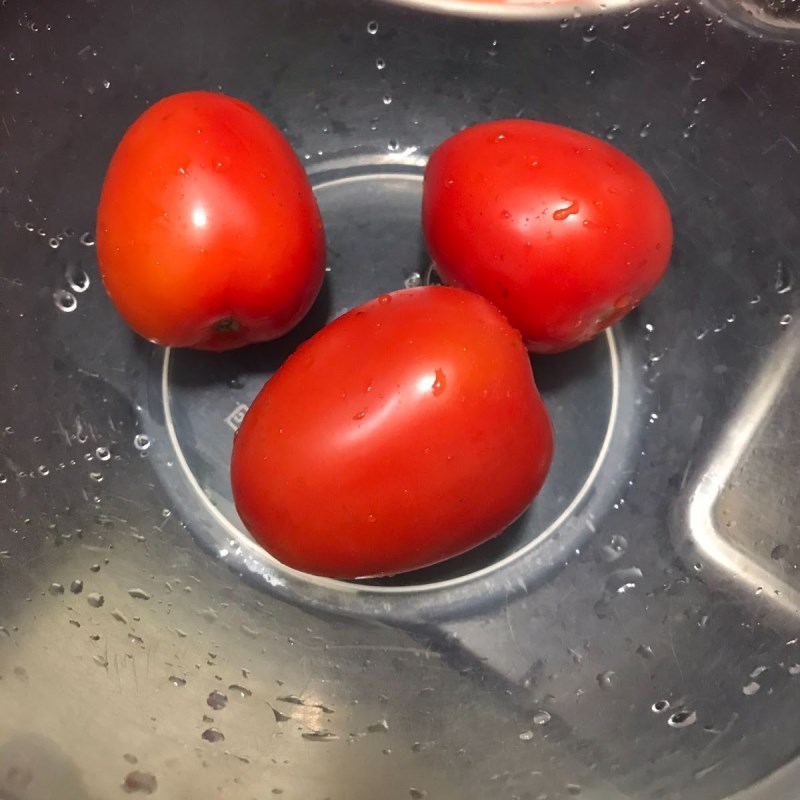 Bước 1 Sơ chế nguyên liệu Sinh tố cà chua