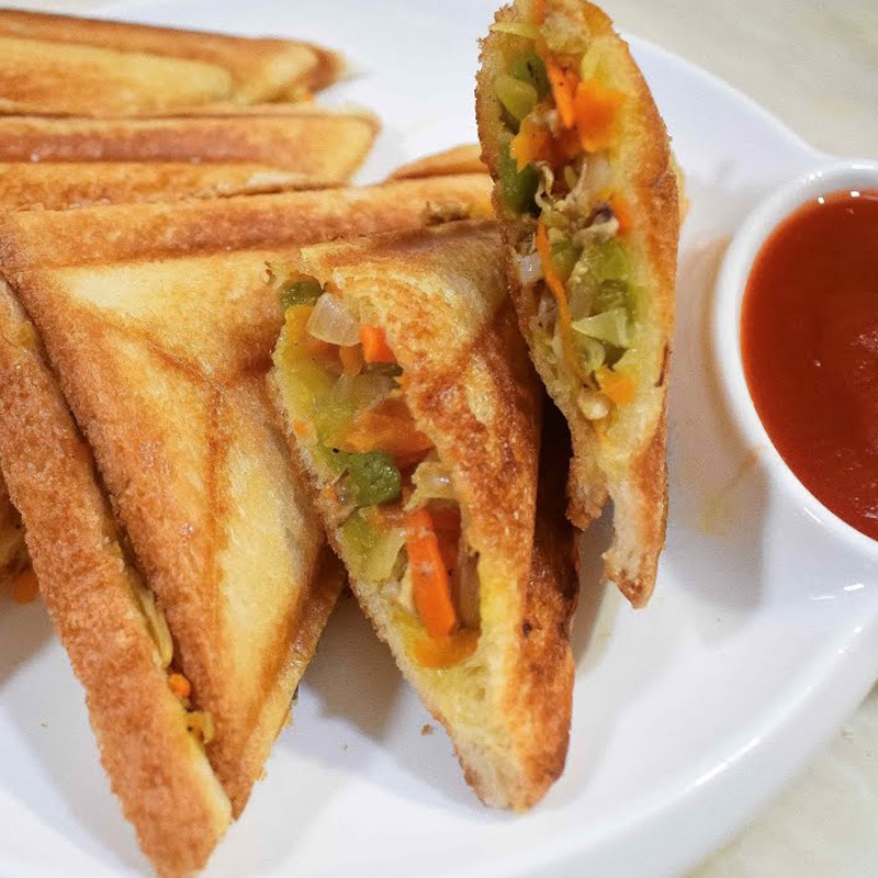 Bước 4 Thành phẩm Bánh sandwich gà rau củ