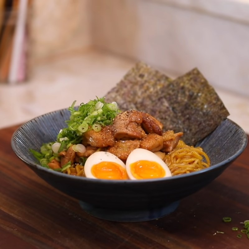 Bước 7 Thành phẩm Mì ramen gà viên