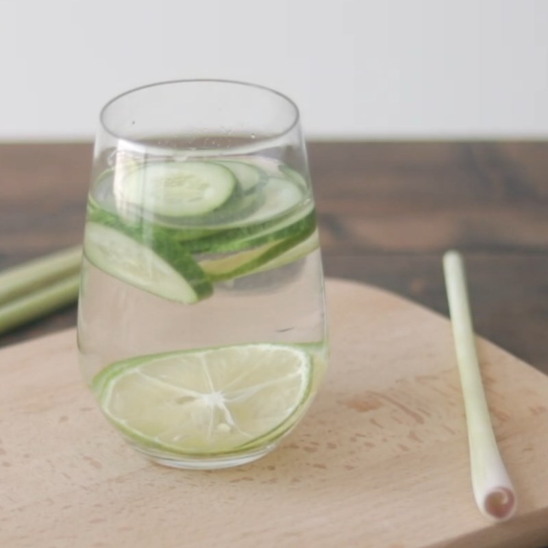 Bước 3 Thành phẩm Cách làm ống hút từ sả