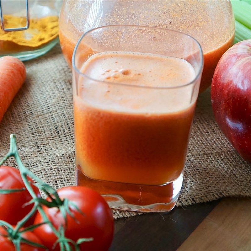 Bước 3 Thành phẩm Nước ép cà chua cà rốt táo cần tây