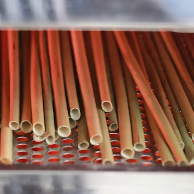 Bước 5 Phơi cỏ bàng Cách làm ống hút cỏ bàng