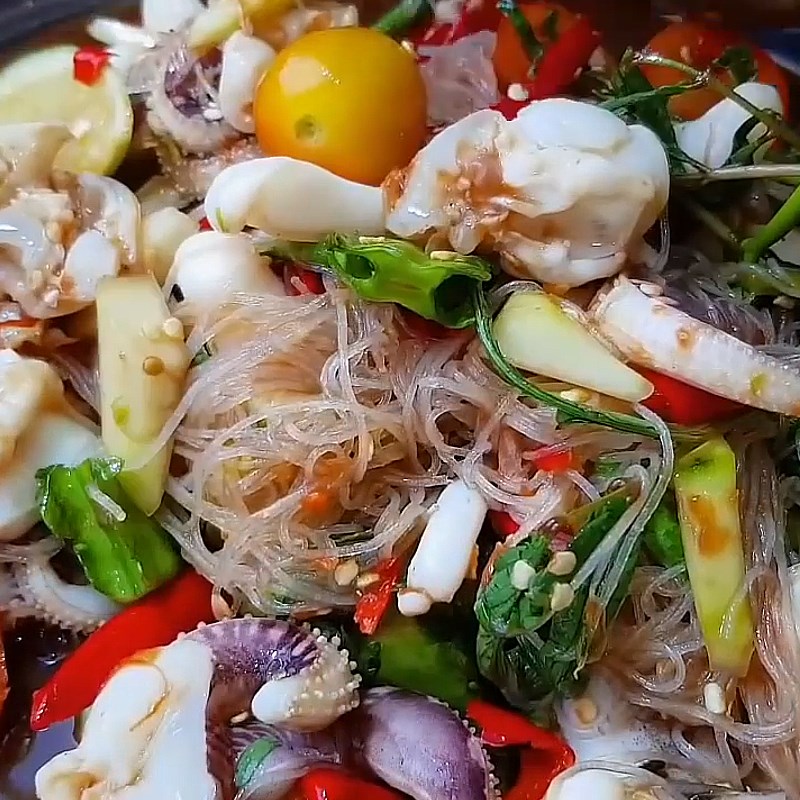 Bước 5 Thành phẩm Gỏi bạch tuộc kiểu Thái với mắm Thái