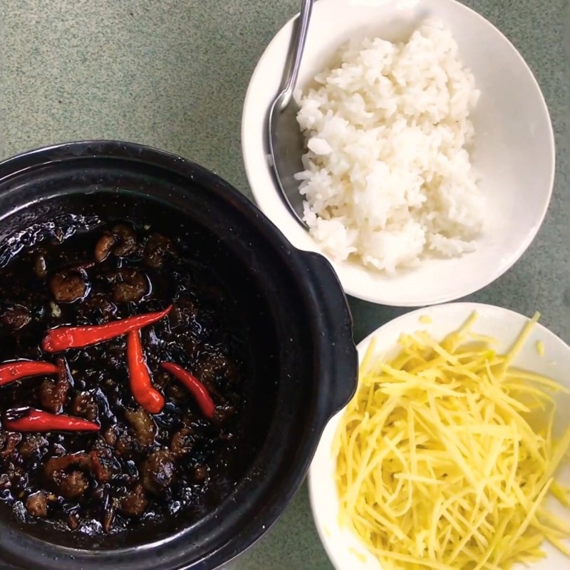 Bước 3 Thành phẩm Tôm khô kho quẹt