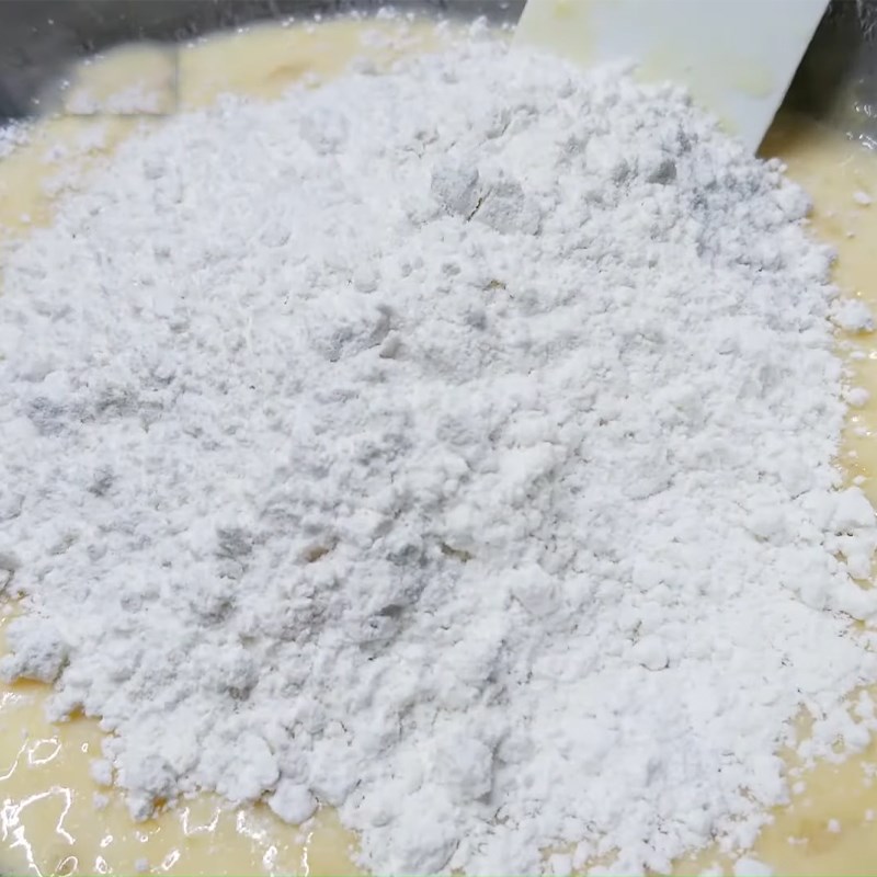 Bước 3 Trộn bột bánh Bánh chuối sữa chua bằng nồi chiên không dầu