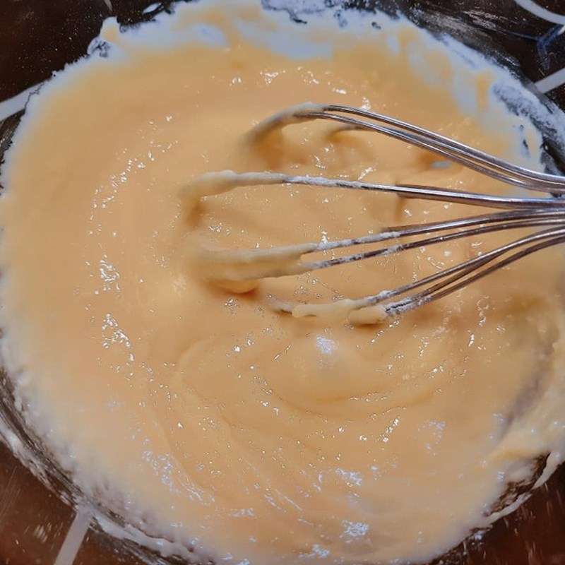 Bước 2 Trộn hỗn hợp bột và nho khô Bánh bông lan bơ nho (công thức được chia sẻ từ người dùng)