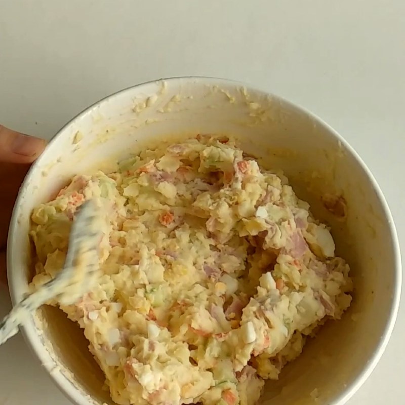 Bước 4 Trộn khoai tây nghiền Khoai tây nghiền với mayonnaise