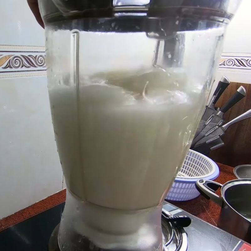 Bước 3 Xay và lọc nước hạt ngô Sữa ngô nếp (bắp nếp)