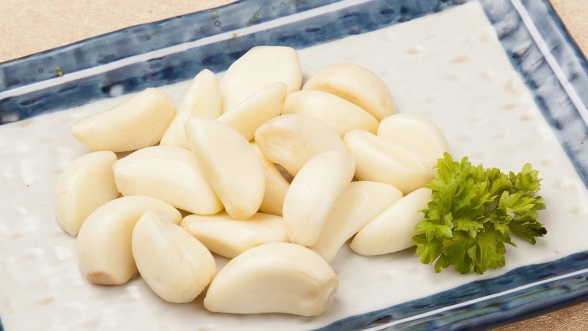 Cách băm tỏi nhuyễn