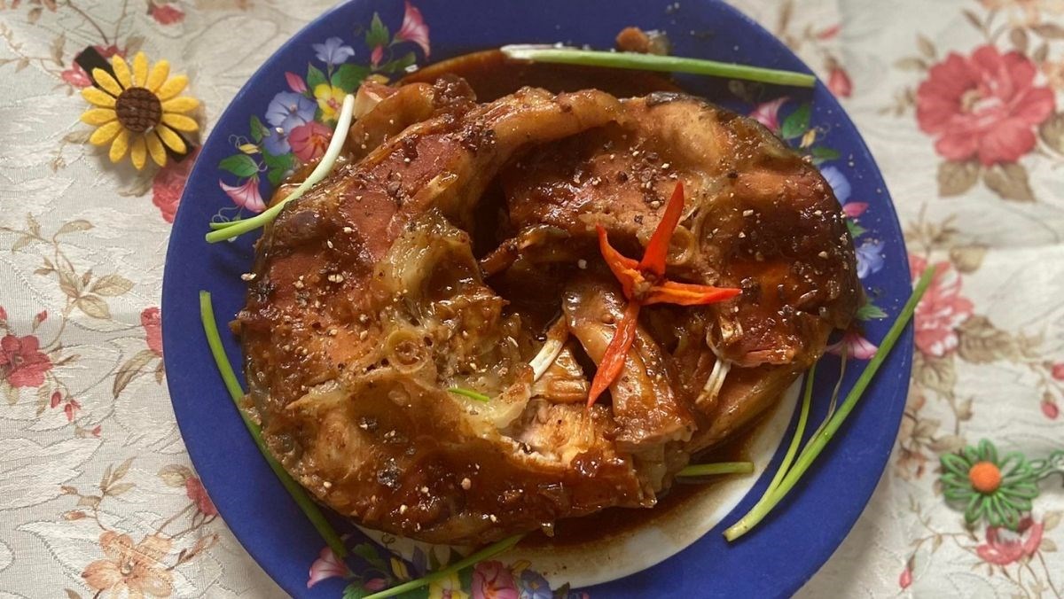 Cá trắm kho tiêu