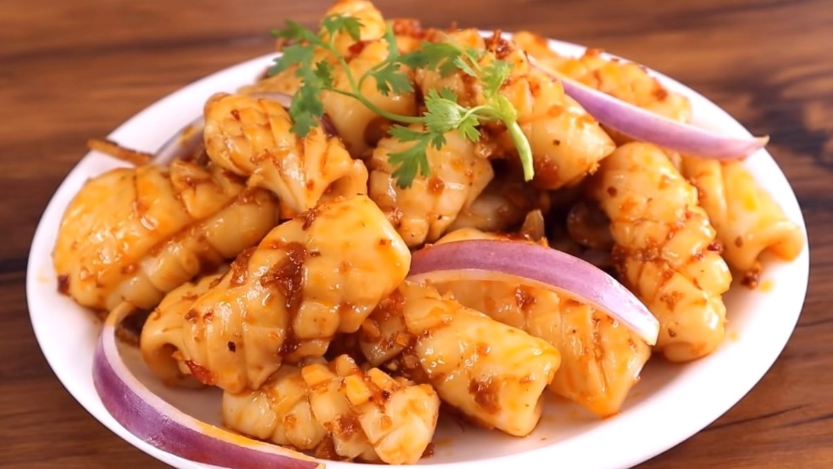Mực xào sa tế