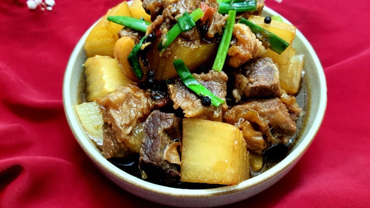 Thịt bò kho củ cải