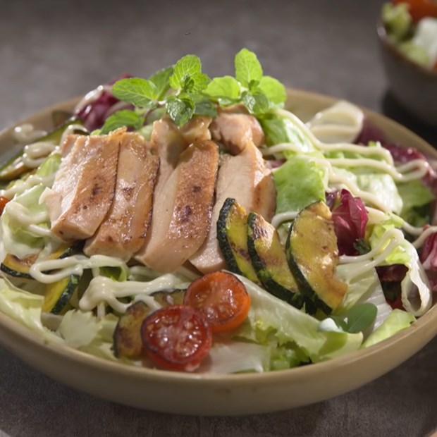 3 cách làm salad bí đỏ đơn giản thơm ngon bổ dưỡng cho gia đình