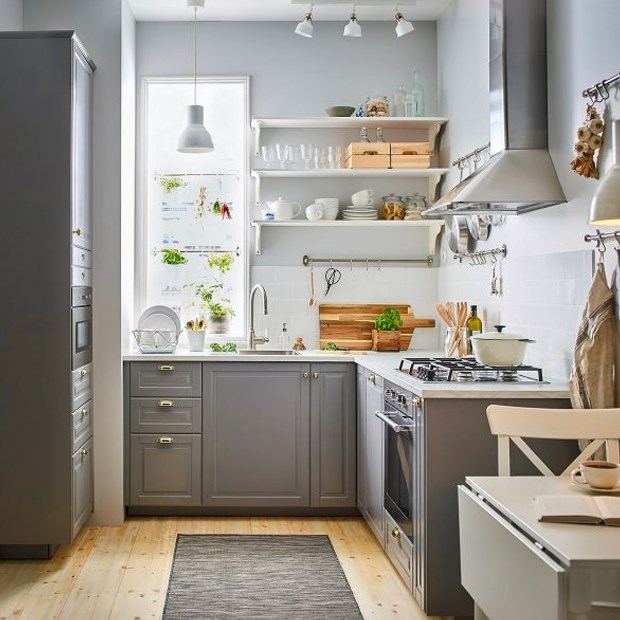 Để có một không gian nhà bếp đẹp mắt và tiện nghi, bố trí là điều quan trọng. Cùng xem hình ảnh để tìm cách bố trí một cách thông minh và tiết kiệm diện tích.