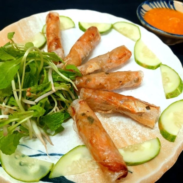 2 cách làm chả giò cá trích giòn rụm, thơm ngon chuẩn vị Phan Thiết