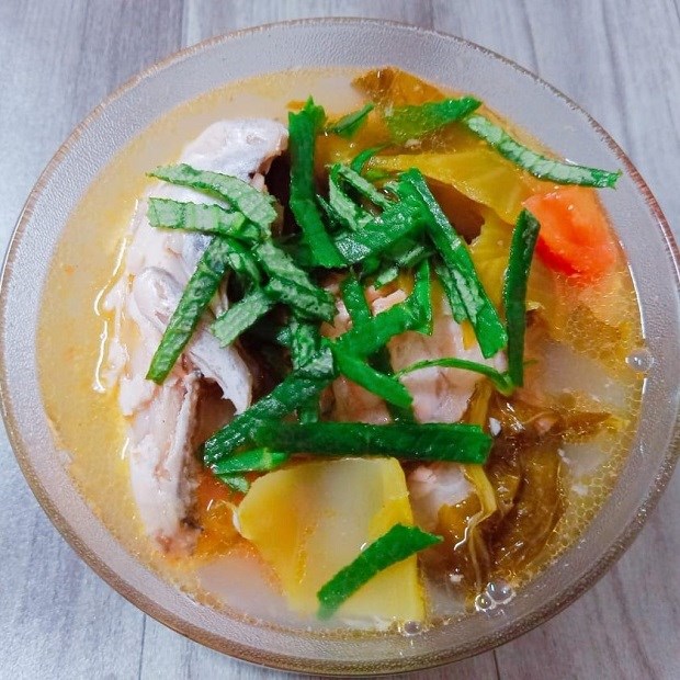 Cách làm món đầu cá hồi nấu dưa chua thơm ngon đậm vị dễ làm tại nhà