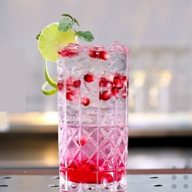 Cách pha shirley temple mocktail không cồn quyến rũ cực kì đơn giản