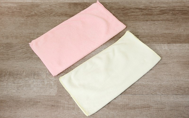 Dùng những miếng khăn hoặc vải thừa