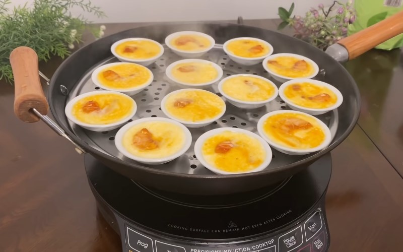 L&agrave;m khu&ocirc;n b&aacute;nh