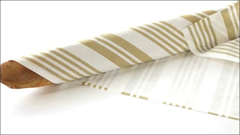 Dùng trong phục vụ thức ăn khô