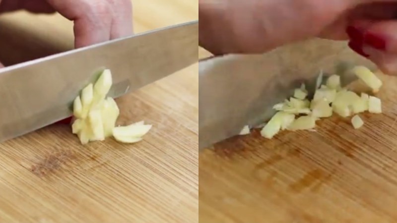 Băm tỏi bằng dao