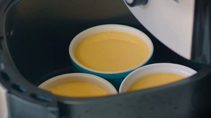  Ưu điểm l&agrave;m b&aacute;nh flan bằng nồi chi&ecirc;n kh&ocirc;ng dầu